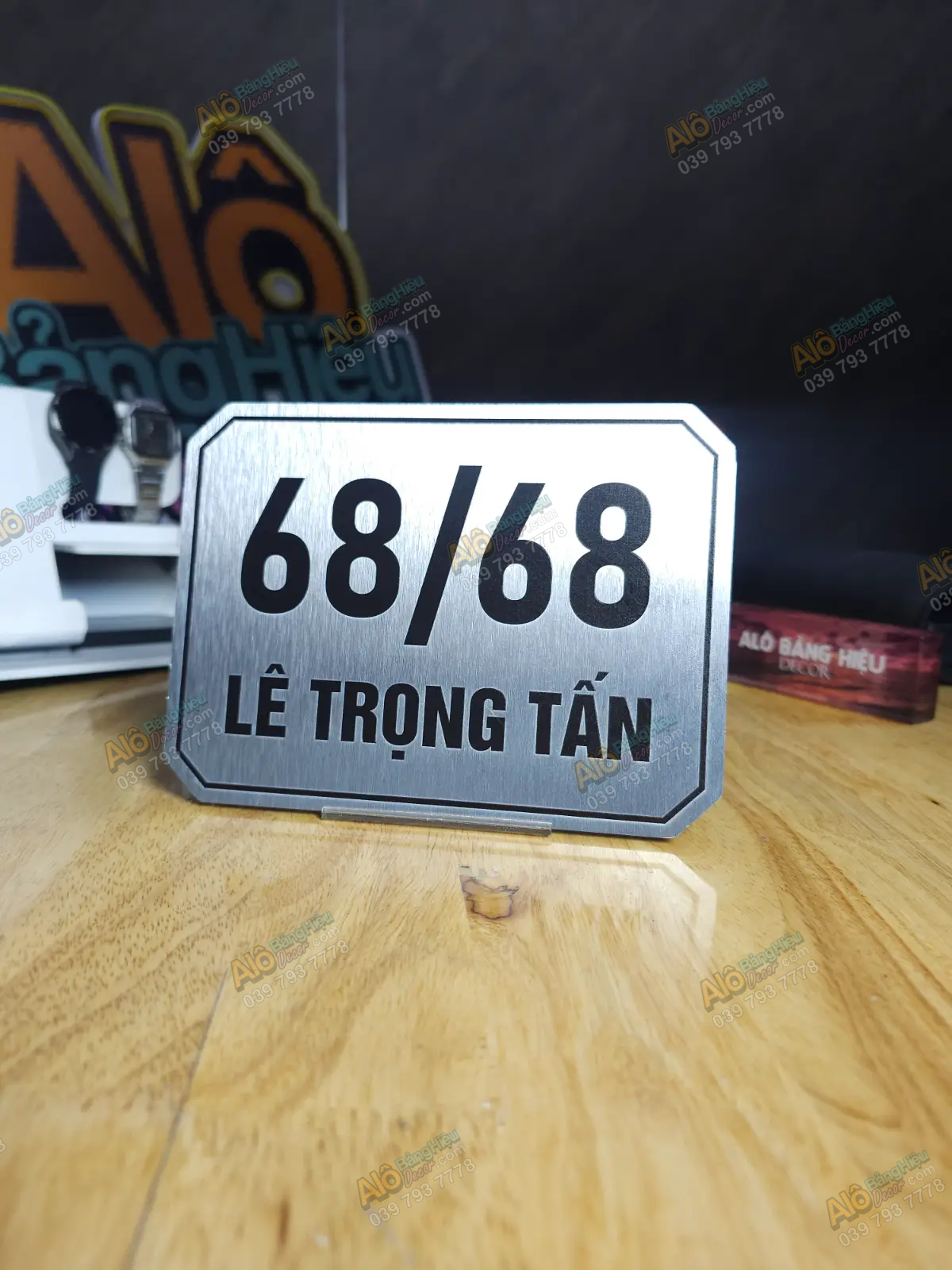 Bảng số nhà alu xước bạc in UV